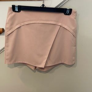BCBG Light Pink Skort